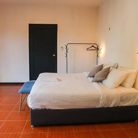 Casa Mate Beachfront Houses El Cuyo Exterior photo