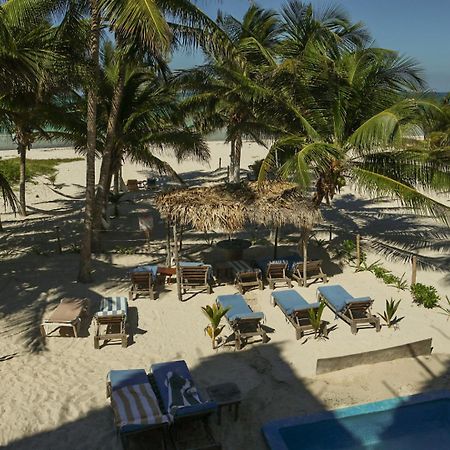 Casa Mate Beachfront Houses El Cuyo Exterior photo